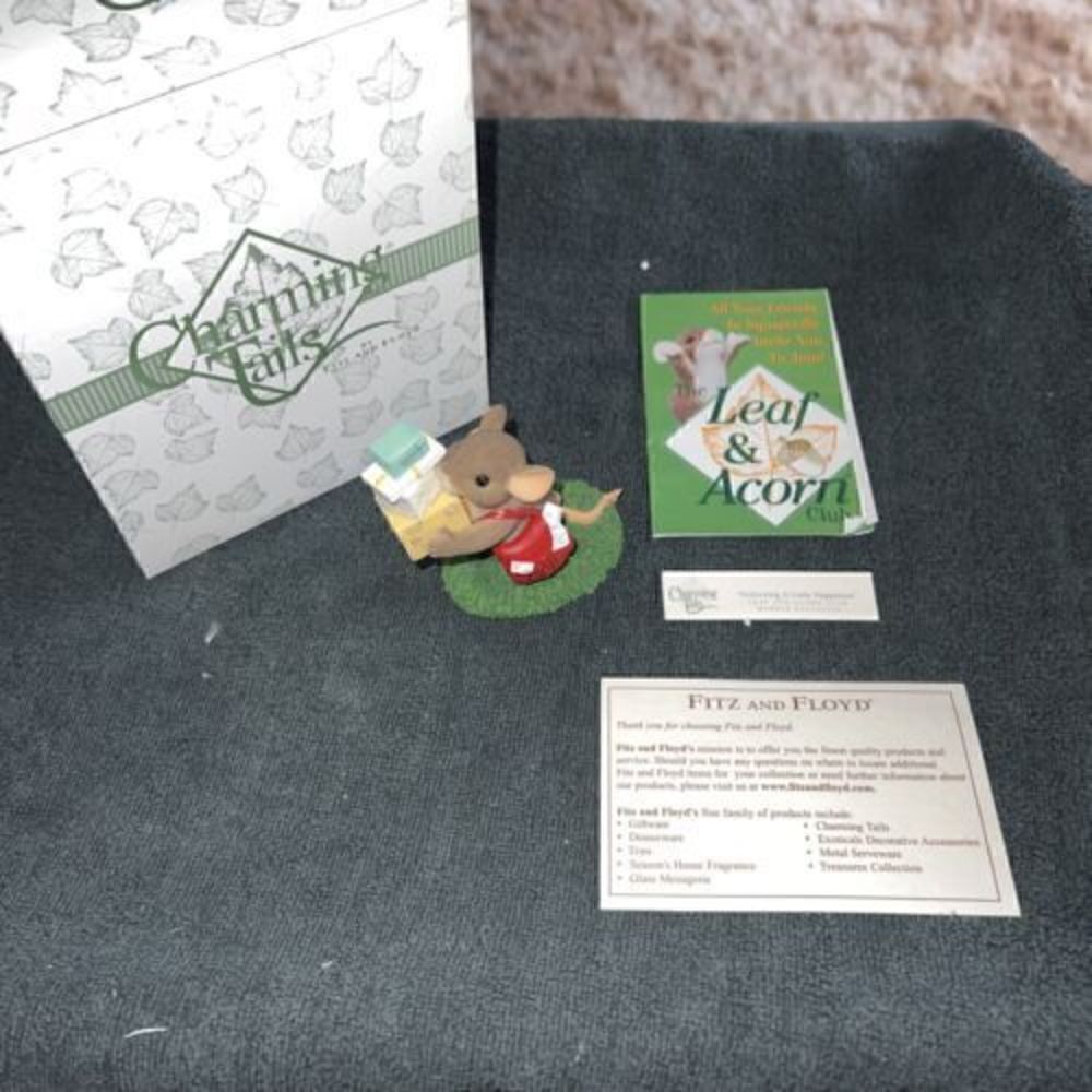 Charming Tails Fitz and Floyd Delivering A Little Happiness 97/122 Member Excl